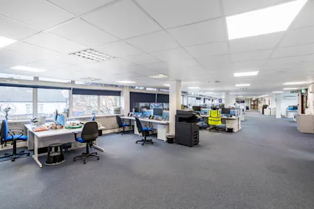 Hille House, Watford, Office To Let - Hille  Watford11.jpg