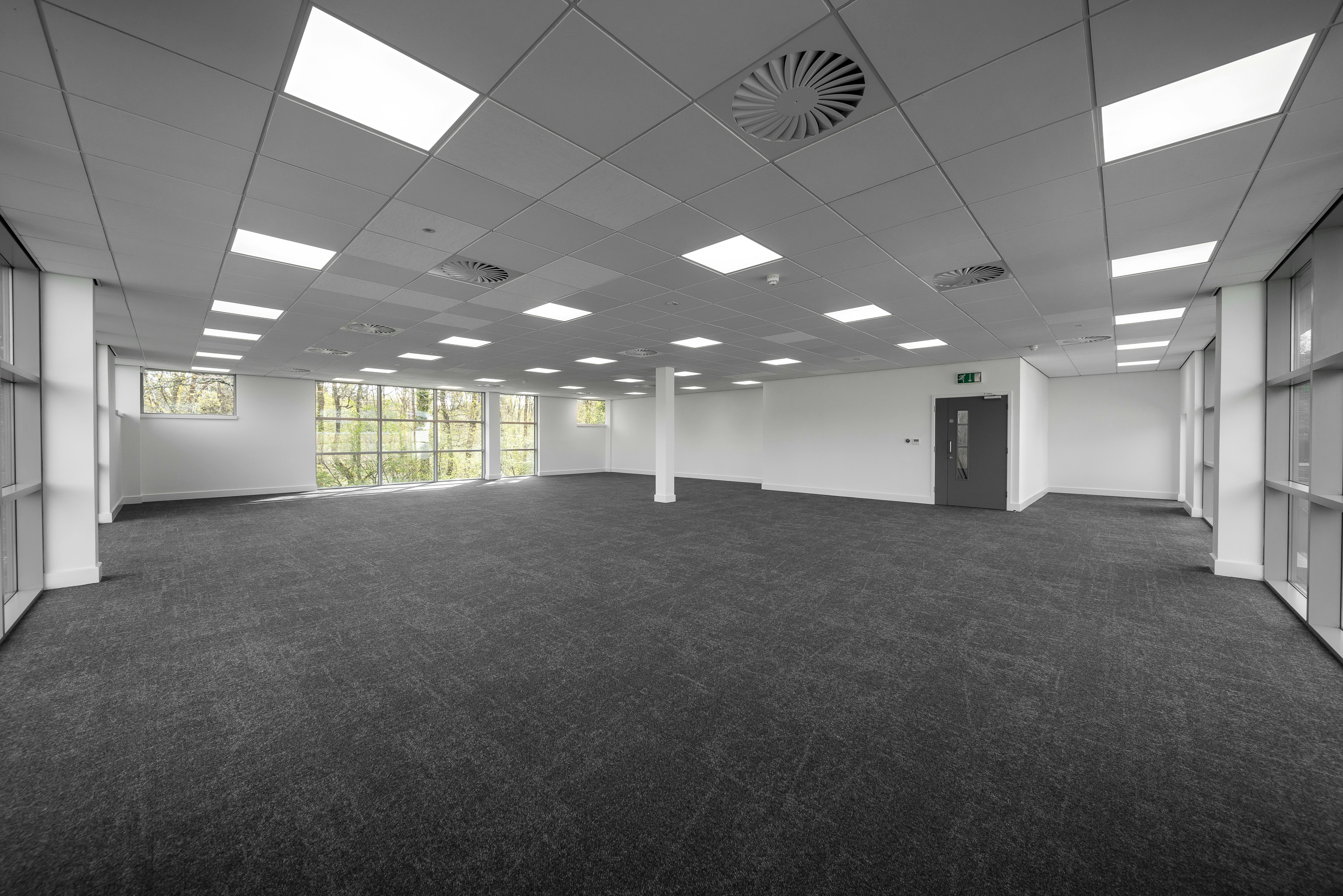 Industrial Unit in Havant - photo 4