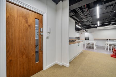 3 Bath Place, London, Office To Let - 1430435-8-69b9521d22ce2.jpg