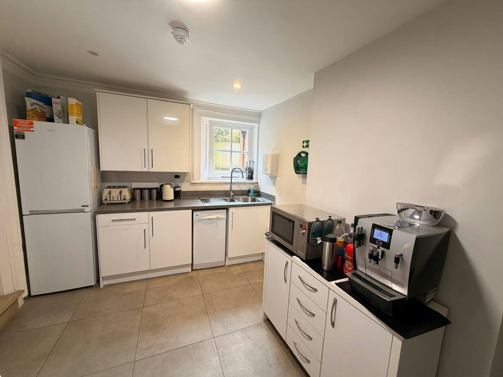 Terriers House, Amersham Road, High Wycombe, Offices To Let - WhatsApp Image 2026-04-02 at 15.33.34 (18).jpeg