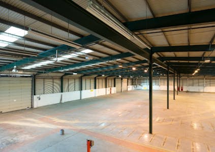 552 Fairlie Road, Slough, Industrial / Warehouse To Let - Screenshot 20251218 135404.png