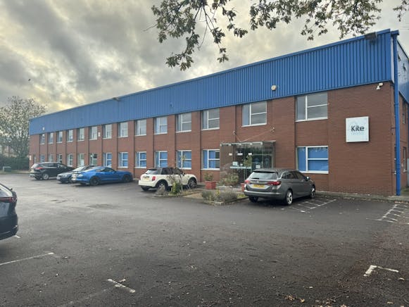 29 Avro Way, Weybridge, Offices To Let - IMG_5905.JPEG