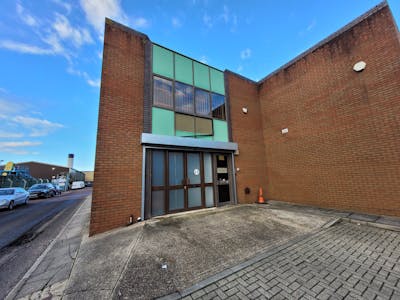 Unit D1, Spectrum Business Centre, Rochester, Office / Warehouse For Sale - 20231130_135748.jpg