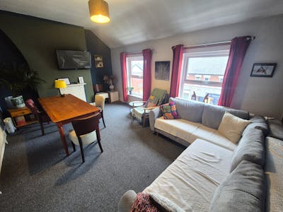 107 Stockport Road, Stockport, Retail For Sale - 20260224_092346.jpg