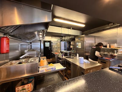 160 Hermon Hill, London, Leisure To Let - IMG_6517.jpeg