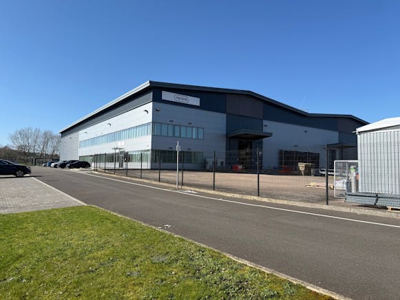 107 Hollymoor Way, Birmingham To Let - External 3.jpg