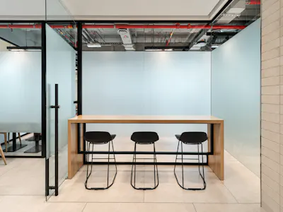 Mashreq Bank Group Headquarters, Financial Center Road, Office To Let - image00001.png