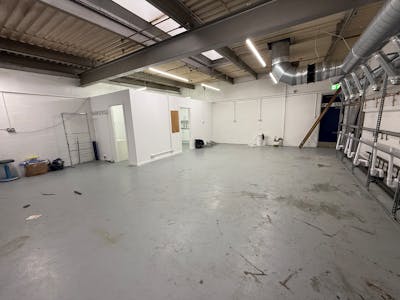 Unit 11 Walkers Road, Redditch, Industrial/Logistics To Let - IMG_5733.JPG