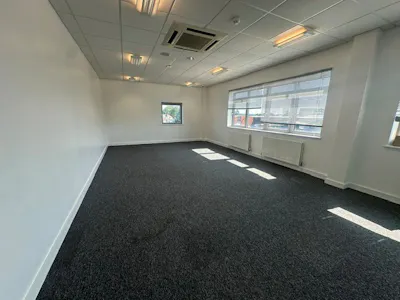 First Floor, Unit 15, Slough, Office To Let - Slough Interchange int 3.jpg