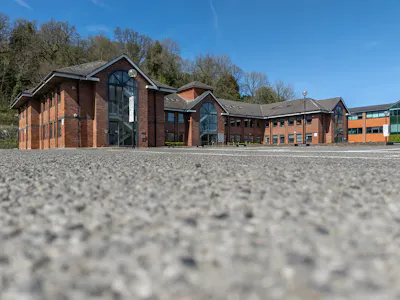 Mill Pool House, Godalming, Office To Let - DJI_20260406134431_0115_D_AWPD.jpg