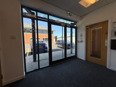 2 Earls Court, Earls Gate Business Park, Grangemouth, Office To Let - 20260525_121453924_iOS.jpg