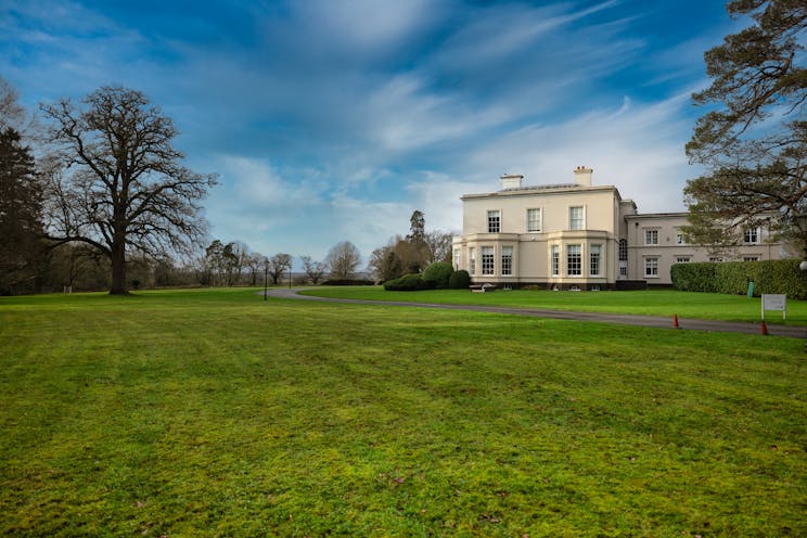 Highlands House, Spencers Wood, Reading, Office To Let / For Sale - Set in extensive grounds