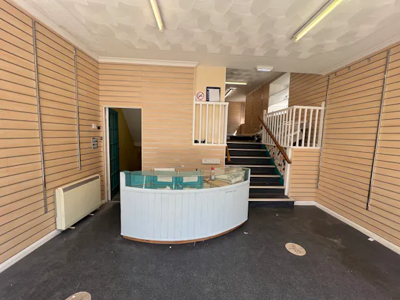 Sidmouth Retail Unit, 72 High Street, Sidmouth, Health & Fitness / Retail To Let - IMG_6570.jpeg