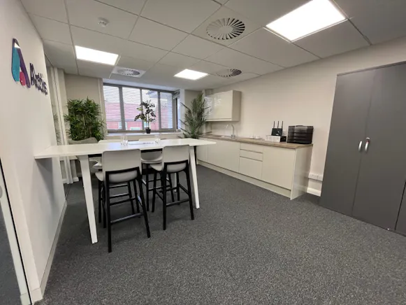 Chiltern House, Marlow, Offices To Let - WhatsApp Image 2026-08-05 at 11.21.36 (3).jpeg