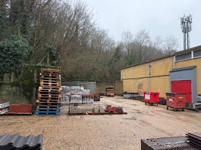 20 Upton Road, Reading, Industrial / Warehouse / Investment For Sale - 5.jpg