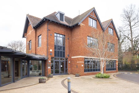 Thomas Hardy House, Weybridge, Office To Let - MCPC05663.jpg