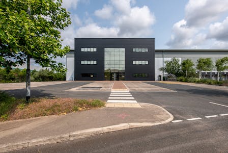Tetron142, William Nadin Way, Derbyshire, Industrial/Logistics To Let - tetron 142hi53 hr.jpg