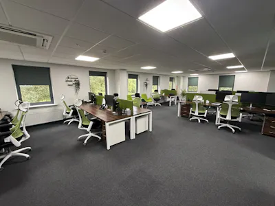Unit 17, Oldham Broadway Business Park, Oldham, Industrial/Logistics To Let - 10.jpg