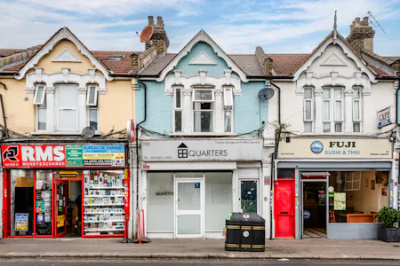 Ground floor, 102 Hoe Street, London, Office / Retail To Let - Hoe St 102 - 7.jpg