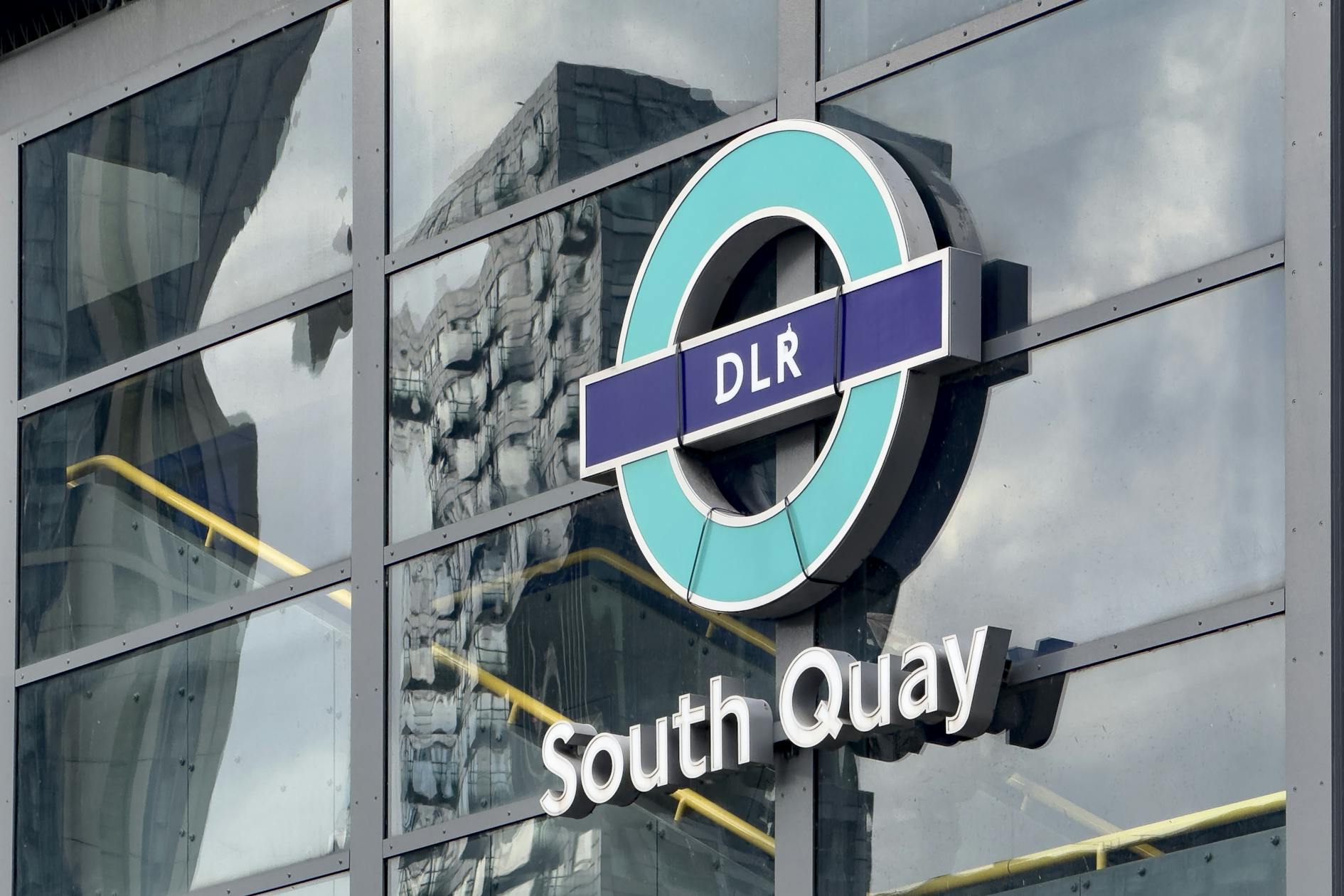 3 Harbour Exchange Square, London, Land & Buildings / Offices To Let / For Sale - HX_041.jpg