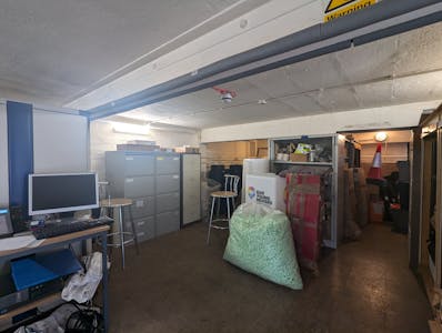 Tangent House, Watford, Office For Sale - PXL_20260319_104015540.jpg