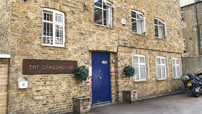 The Glasshouse, 49A Goldhawk Road, Shepherds Bush, Office To Let - The Glasshouse 49 Goldhawk Road Shepherds Bush W12 Offices to let West London EXT1.jpg