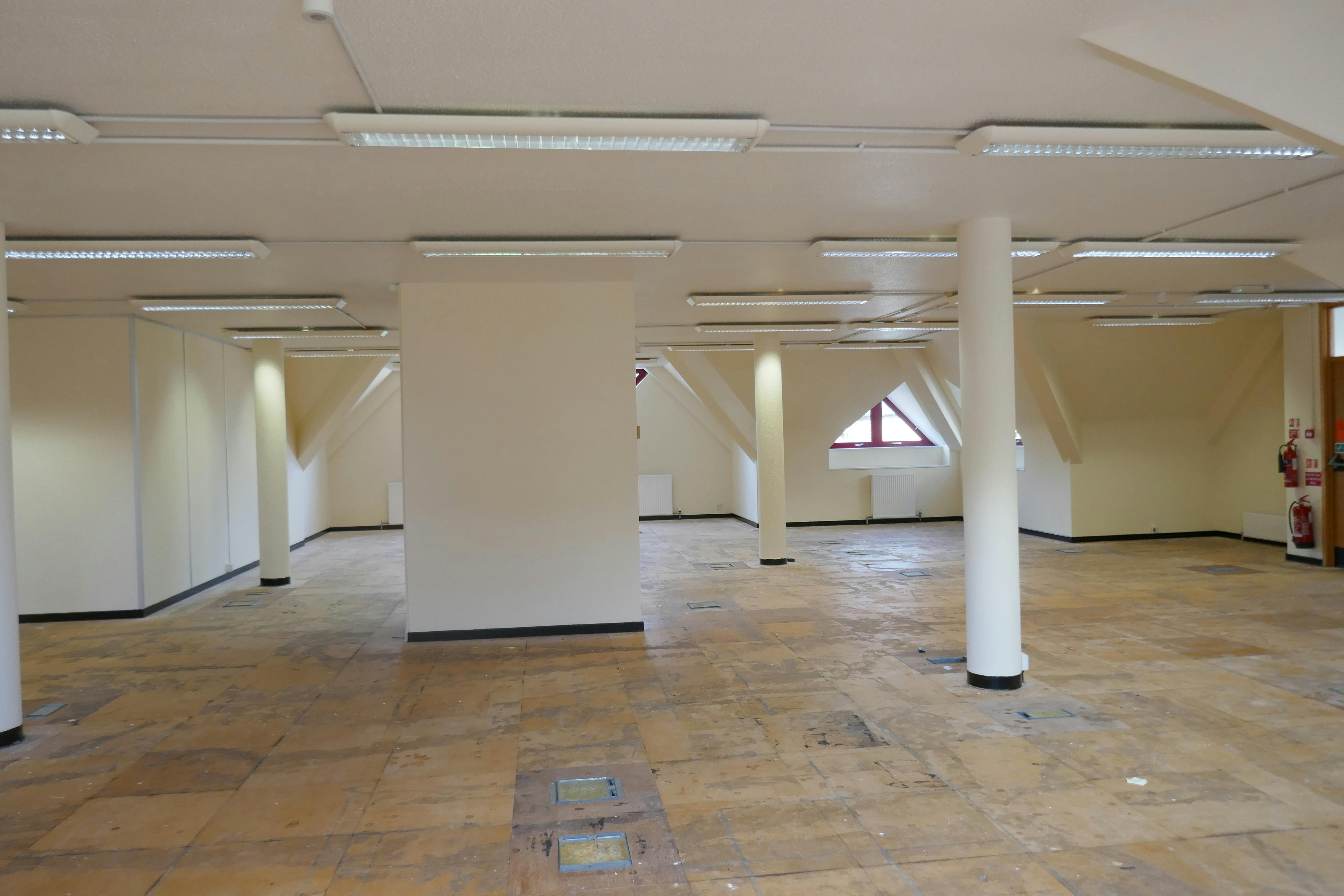 Borough Offices, Borough Offices, Bishop's College, Cheshunt, Offices To Let - P1050977.JPG