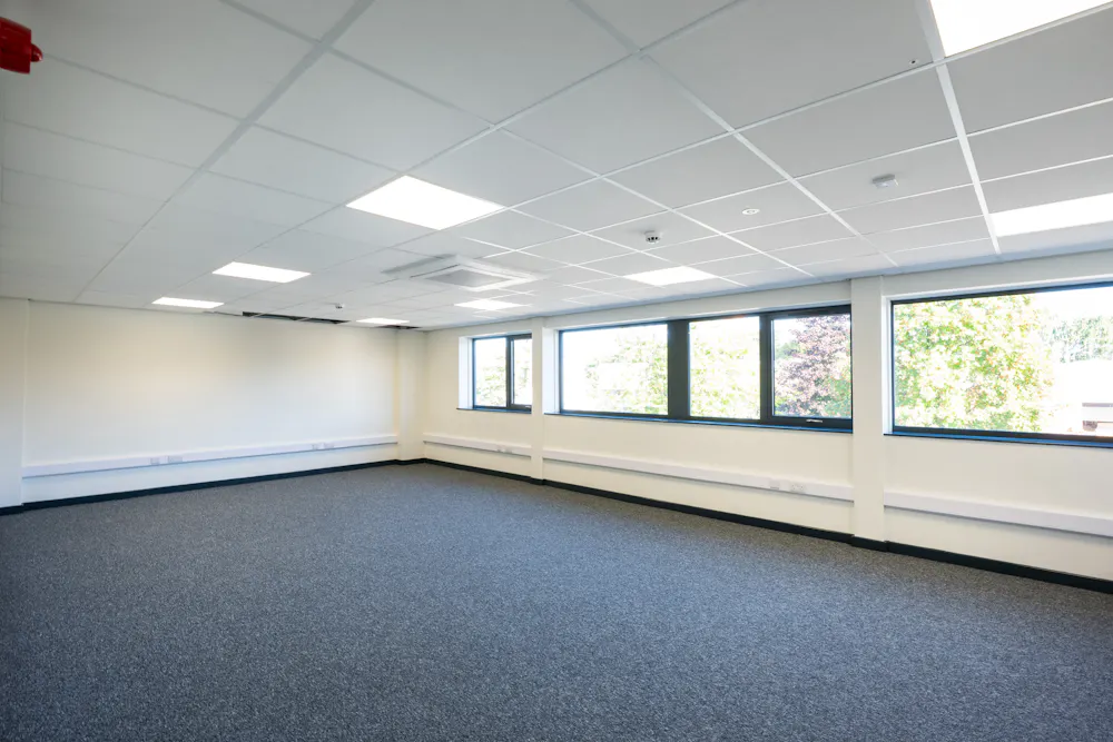 Unit 14-15 Millshaw Park, Leeds, Industrial/Logistics / Trade Counter To Let - Unit_14_Millshaw_011.jpg
