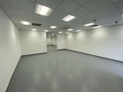 Unit 15, Kingston Bridge Trading Estate, Glasgow, Industrial / Light Industrial To Let - KB U5 06.jpg