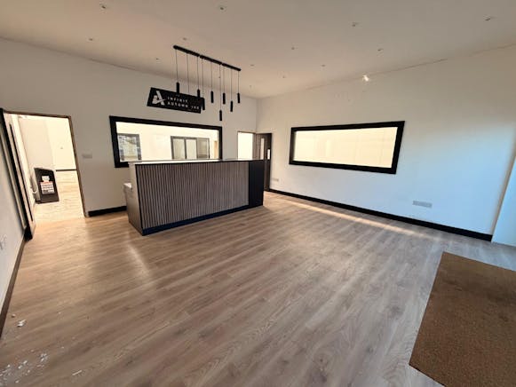 Unit 15b, Roscommon Way, Canvey Island, Industrial To Let - WhatsApp Image 2026-03-18 at 11.46.14 AM (5).jpeg