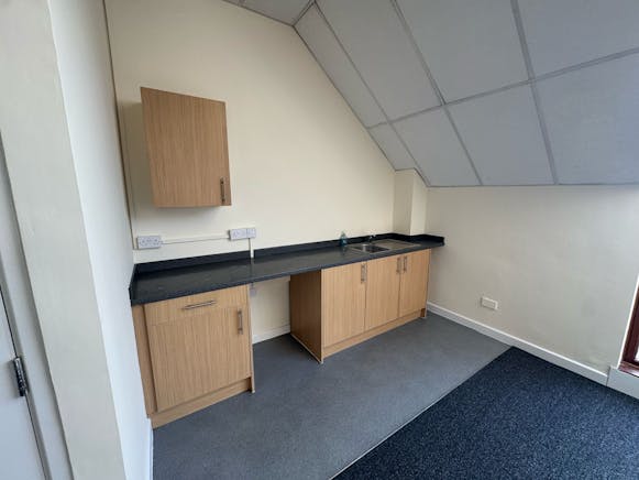 Units 3 & 4, Rumsey House, Locks Hill, Rochford, Office To Let - IMG20250408WA0012.jpg