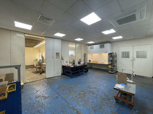 16 Ivyhouse Lane, Hastings, Industrial To Let / For Sale - IMG_3462.JPEG