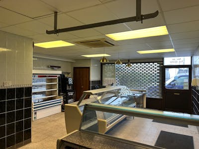 66 Station Road, Burry Port, Retail For Sale - IMG_0570.JPEG