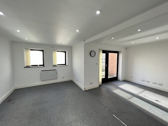 6 Beatty House, London, Offices To Let - Openplan main floor