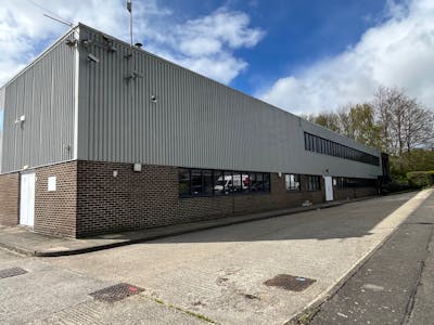 Unit 1 Crompton Road, Groundwell Industrial Estate, Swindon, Industrial To Let - 3.jpg