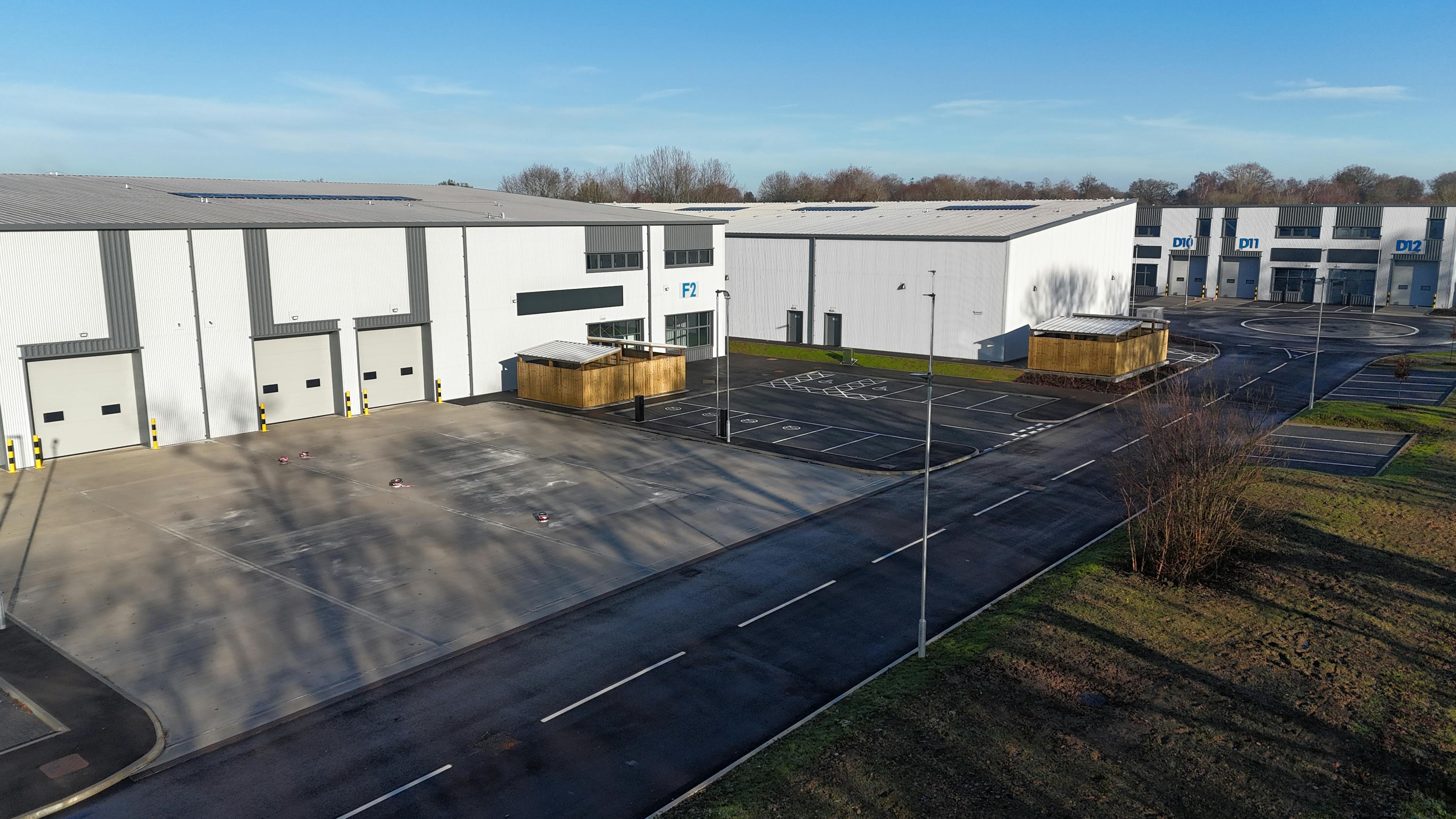 Unit F1-F3, Burnt Common Business Park, Guildford, Warehouse & Industrial To Let - DJI_20260114110557_0045_D.JPG