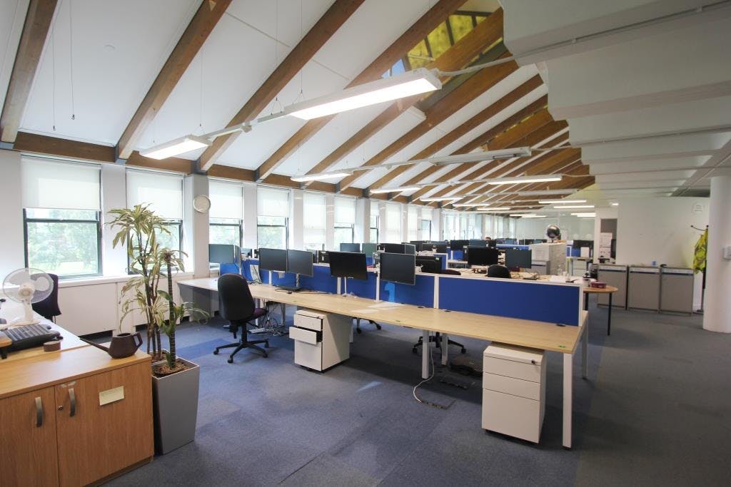 Office in Winchester - photo 2