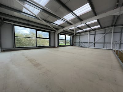 Unit 2 Chertsey Industrial Park, Ford Road, Chertsey, Industrial / Warehouse To Let - IMG_3638.JPG