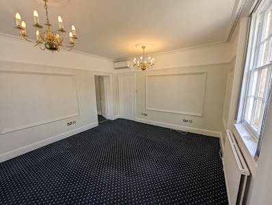 Bury House, 1-3 Bury Street, Guildford, Office To Let - PXL_20240429_095830998MP.jpg