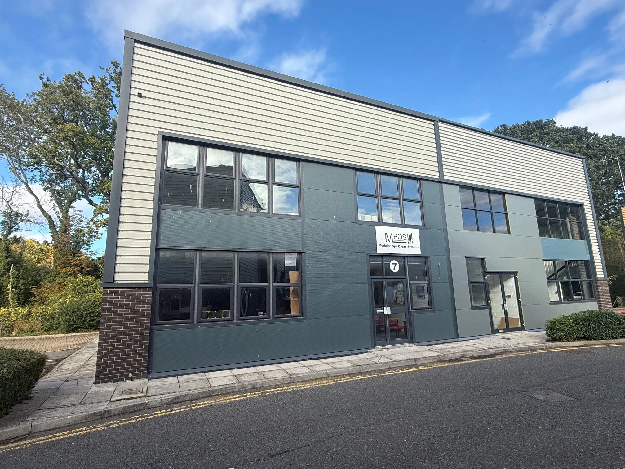 Unit 7 Woodside, South Marston Park, Swindon, Industrial To Let - 4.jpg