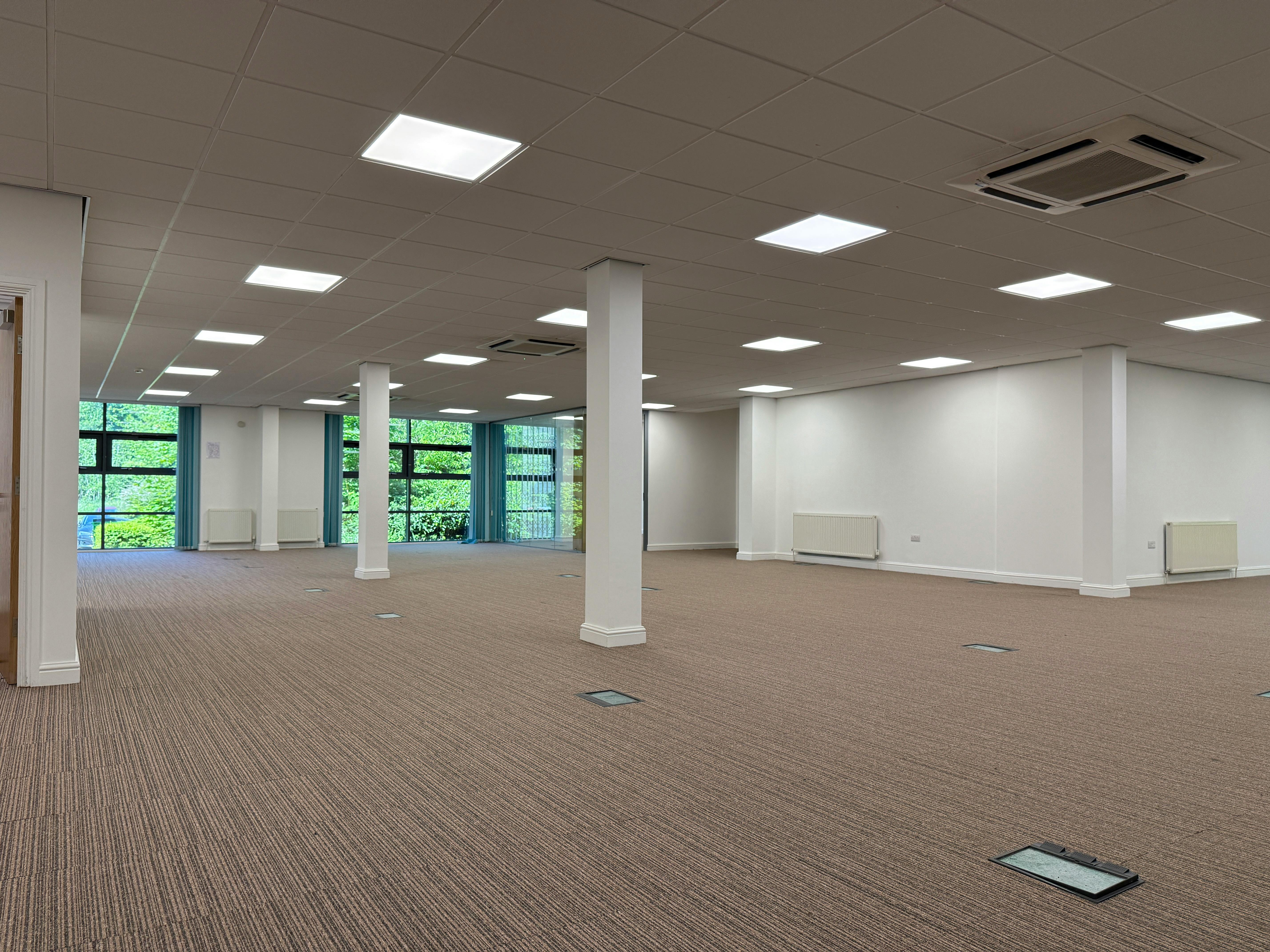 Nicholson House, Elmete Hall, Leeds, Office To Let - IMG_7200.JPG