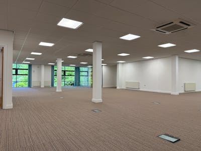 Nicholson House, Elmete Hall, Leeds, Office To Let - IMG_7200.JPG