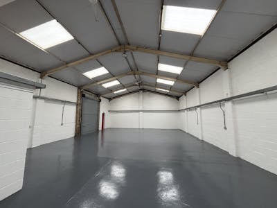 Unit 9, Ynyswen Industrial Estate, Treorchy, Industrial To Let - IMG_2462.jpg