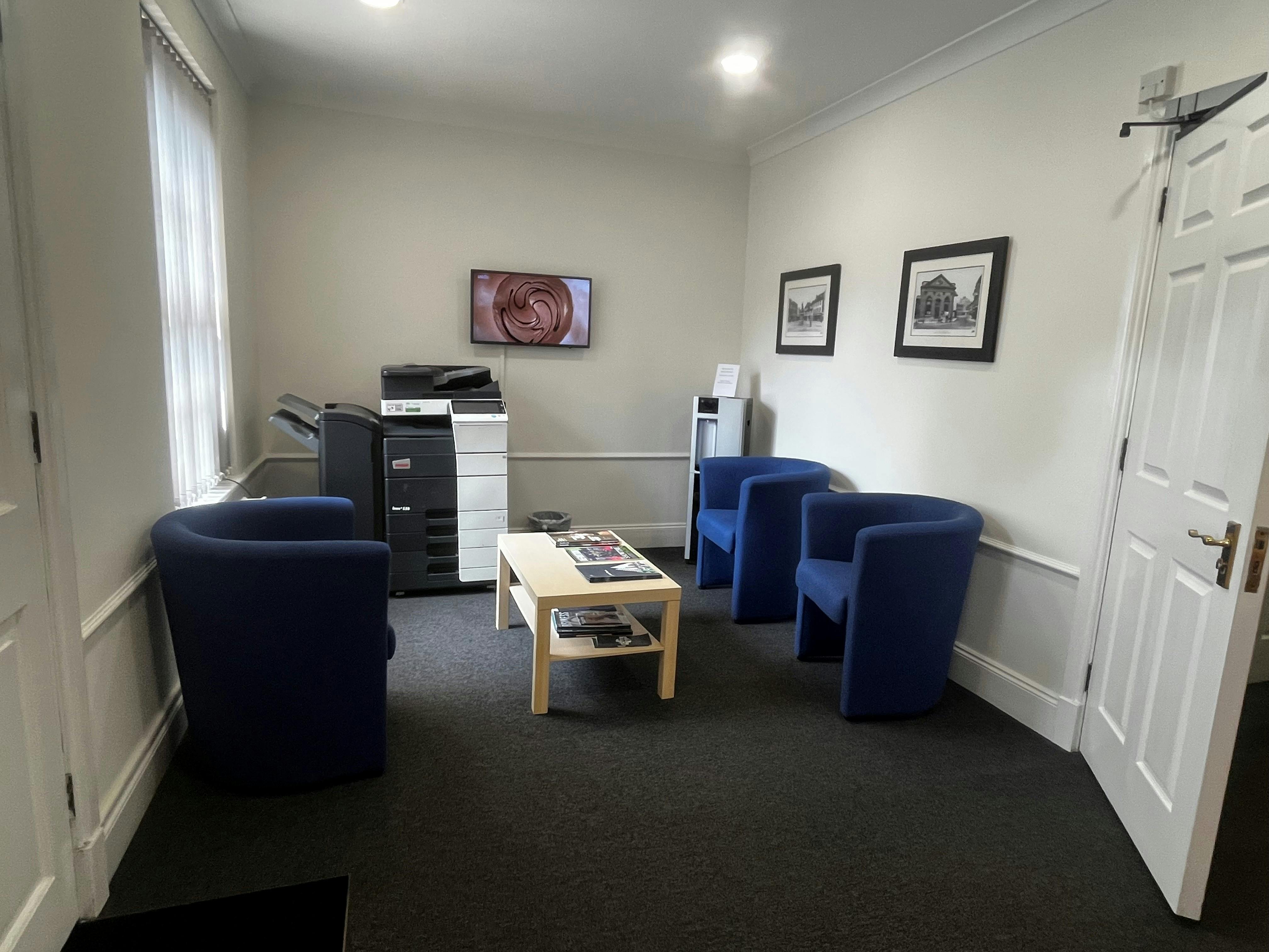 Office in Romsey - photo 3
