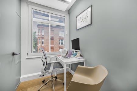 41-42 Eastcastle Street, London, Office To Let - office 13.jpg
