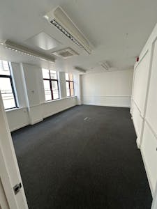 45 Monmouth Street, London, Office To Let - 1st Floor Partitioned Office 2.jpg