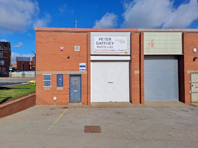 Unit 2 Summerhill Trading Estate, Westside, Industrial To Let - 1000005520.jpg