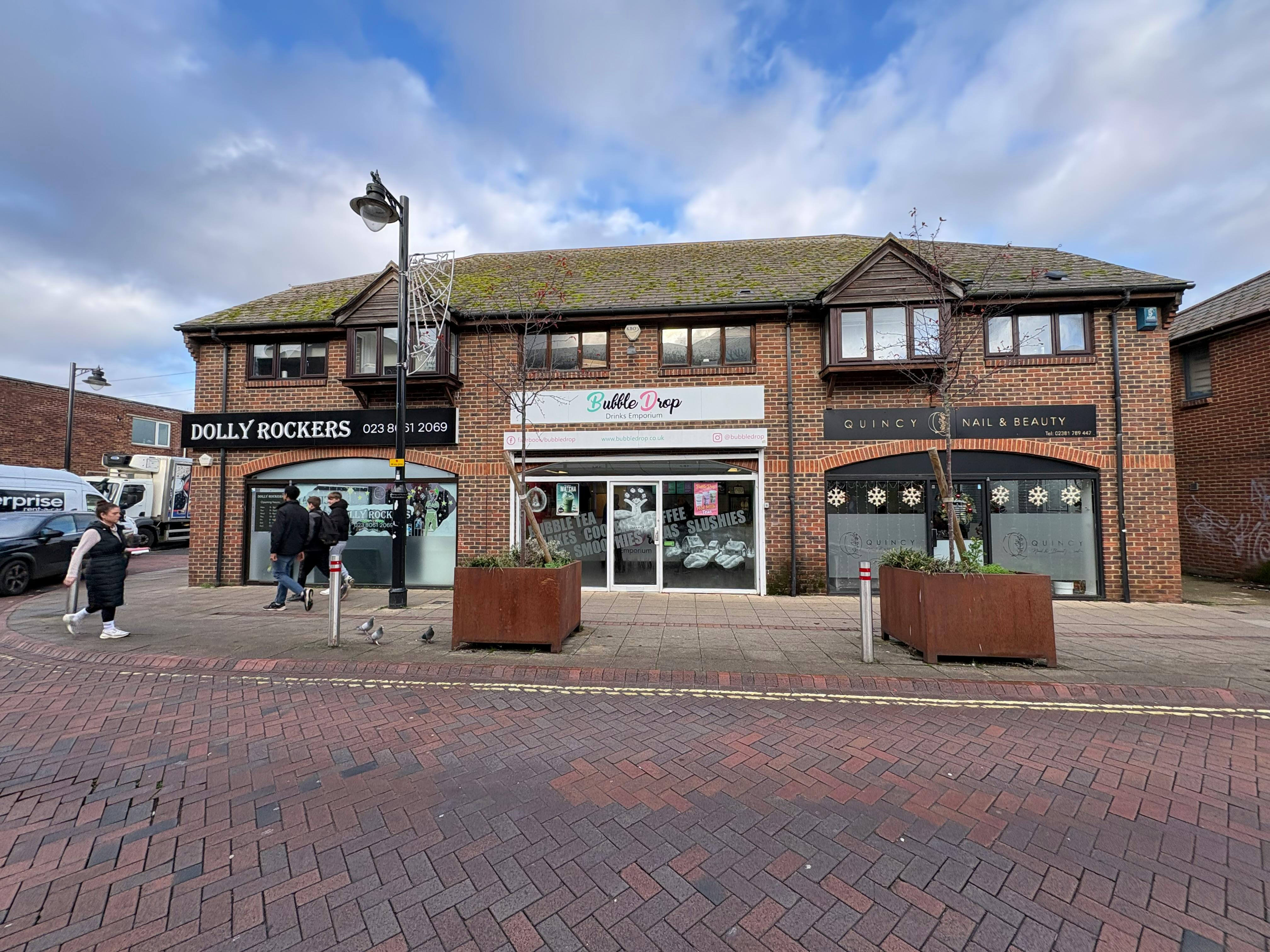 Retail/Shop in Eastleigh - photo 3