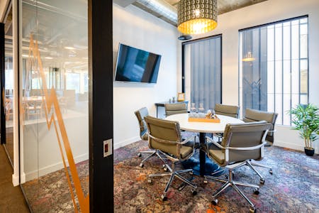 30 Dukes Place, London, Office / Serviced Office To Let - _23A3855Edit.jpg