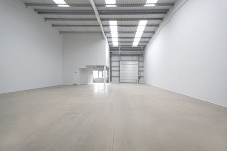 Trade City Reading - Unit 3, Sentinal End, Reading, Industrial To Let - Unit 11b.JPG